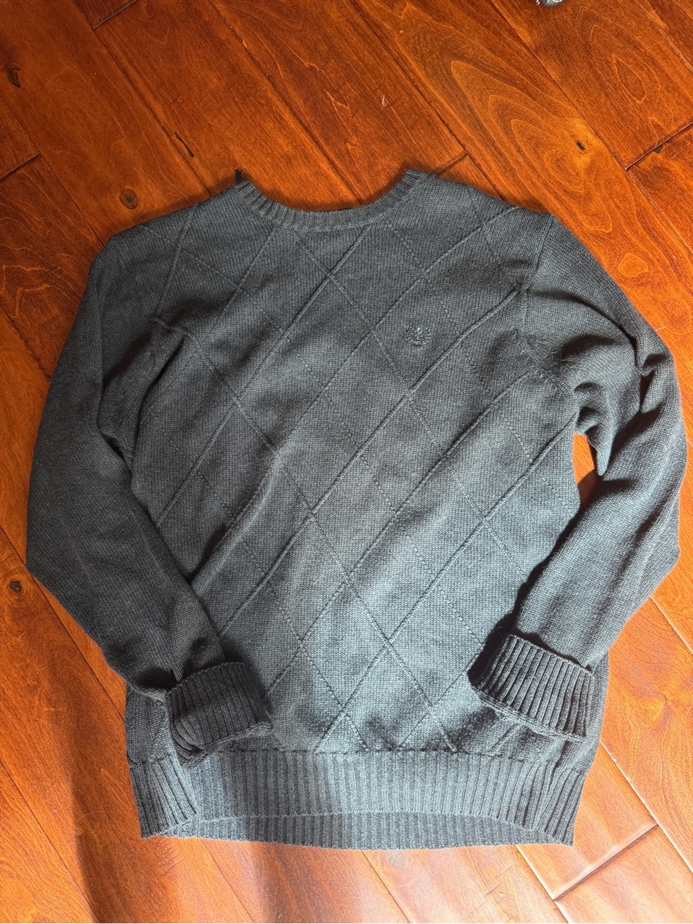 Izod Men's Charcoal Diamond Knit Crewneck Sweater